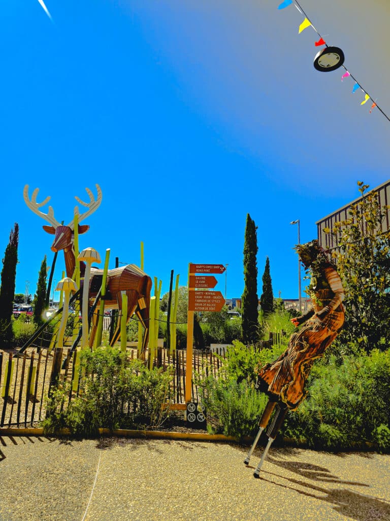 les esprits de la forêt au centre commercial