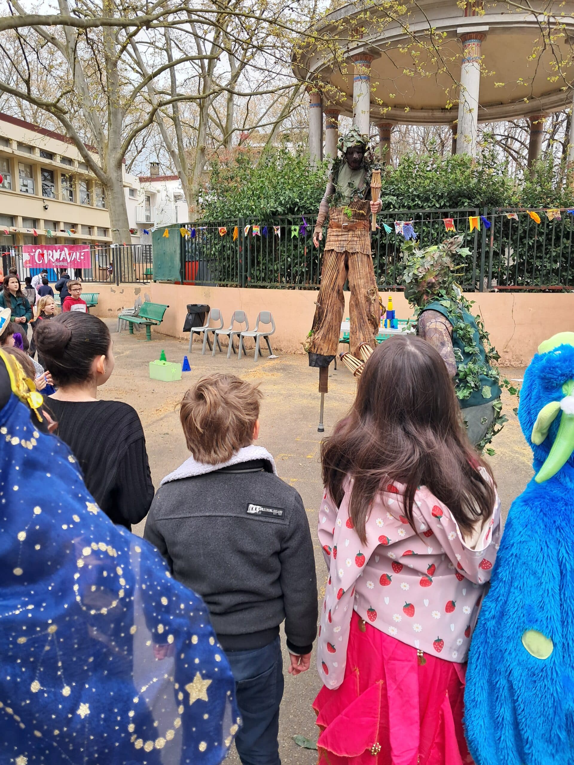 les esprits de la Forêt carnaval Toulouse